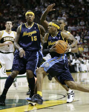 激烈竞争中 激烈竞争中